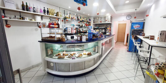 Bar Gastronomia in vendita zona Tuscolana (cod 103)