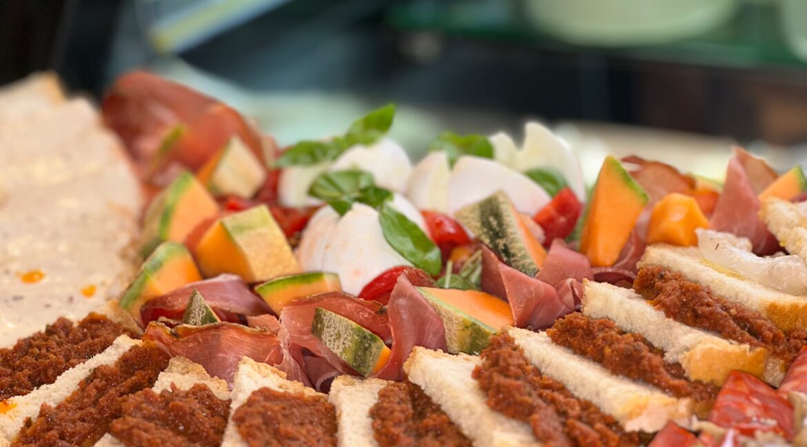 all-i-want-is-tagliere